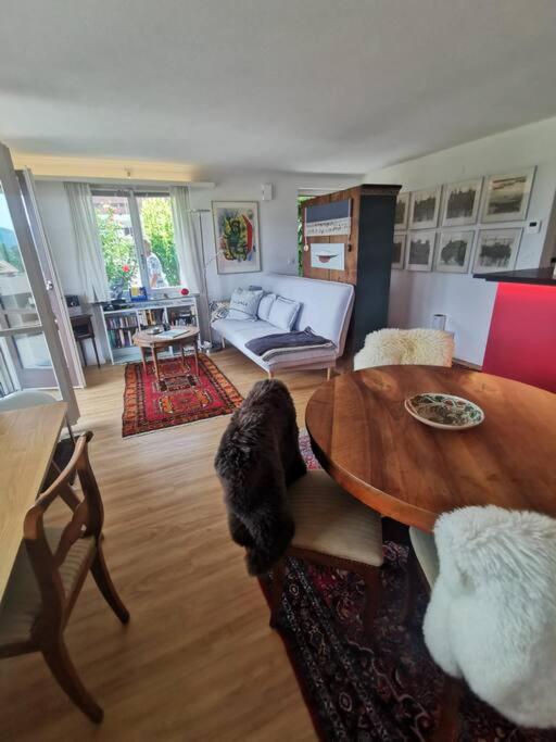 Neb-Thun Einigen, Wohnung Am See سبيز المظهر الخارجي الصورة